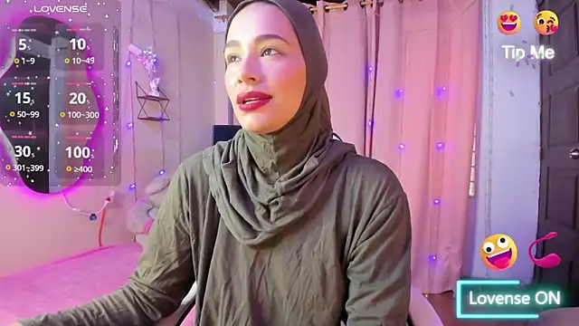 ShanaJamil online show from 12-20-25, 12:19