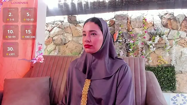 Snapshot of ShanaJamil chatting on 06-10-26, 12:17 ShanaJamil online show from 06-10-26, 12:17