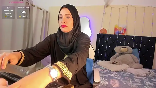 Snapshot of ShanaJamil chatting on 04-22-26, 12:12 ShanaJamil online show from 04-22-26, 12:12