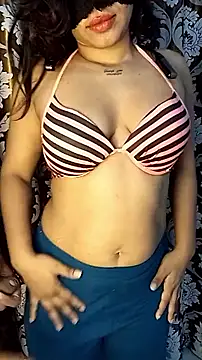 Ceylon couple online show from 03-22-26, 04:30