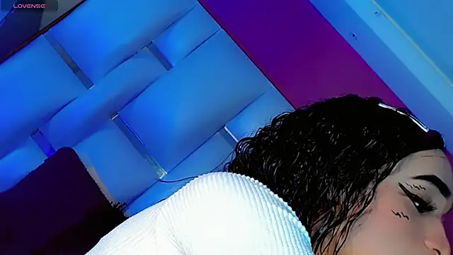 JessiscaWalker online show from 04-17-26, 08:00