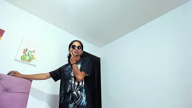 EthanBlackwoodd online show from 04-18-26, 09:22