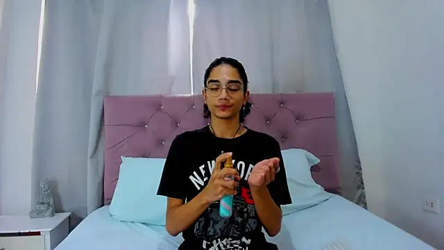 Snapshot of EthanBlackwoodd chatting on 02-03-26, 08:25 EthanBlackwoodd online show from 02-03-26, 08:25