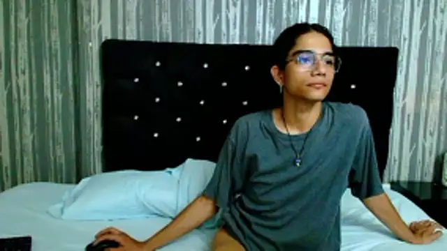 EthanBlackwoodd online show from 03-04-26, 03:42