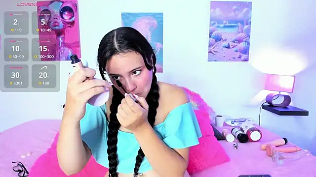 saray rivas18 online show from 12-15-25, 11:16