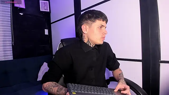 Declan-Fox online show from 10-03-25, 08:10