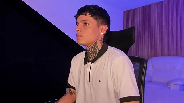 Declan-Fox online show from 10-11-25, 12:39