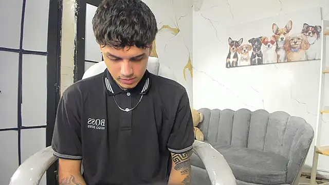 Declan-Fox online show from 11-11-25, 04:40