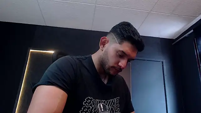 RichardMilleer online show from 02-12-26, 02:28