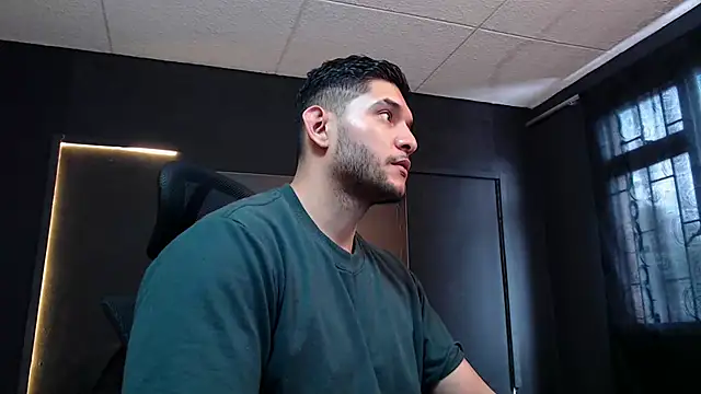 RichardMilleer online show from 11-10-25, 02:22