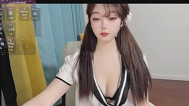 Lucky Cici online show from 03-07-26, 02:00