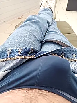 fullystroked online show from 09-22-25, 12:22