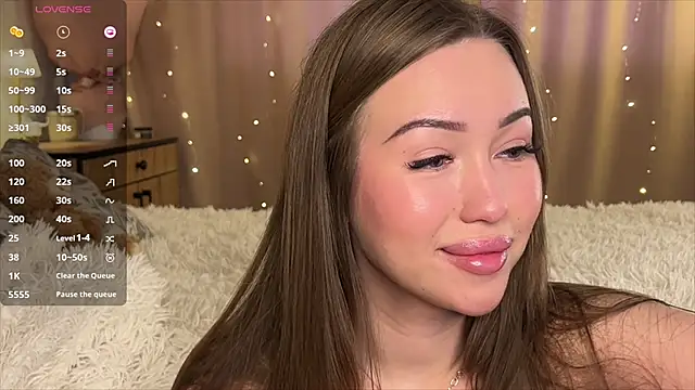 Amelia Ray  online show from 04-16-26, 08:59