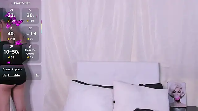 Victoriaa Zans online show from 12-21-25, 08:38