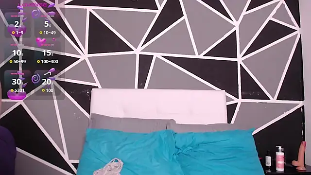 Victoriaa Zans online show from 10-14-25, 01:56