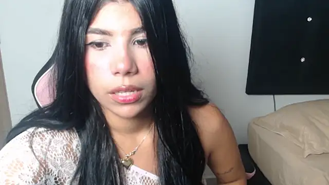 MayaScott11 online show from 10-19-25, 07:16