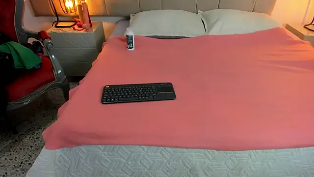 paultte online show from 01-06-26, 02:21