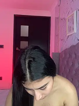 Snapshot of Isabella_Montoya chatting on 10-22-25, 05:45 Isabella Montoya online show from 10-22-25, 05:45