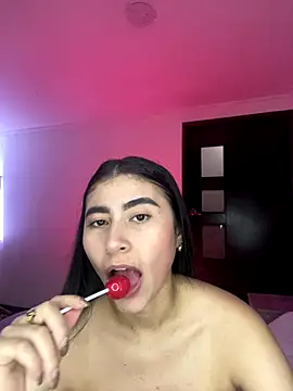 Snapshot of Isabella_Montoya chatting on 10-17-25, 03:47 Isabella Montoya online show from 10-17-25, 03:47