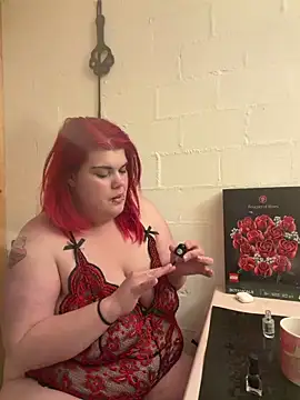 rosebratcat   online show from 05-14-26, 07:22