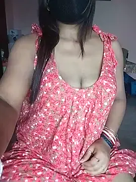 Snapshot of Bengalibeauty96 chatting on 06-05-26, 12:11 Bengalibeauty96 online show from 06-05-26, 12:11