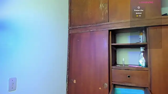 CeletheJones online show from 09-30-25, 07:20