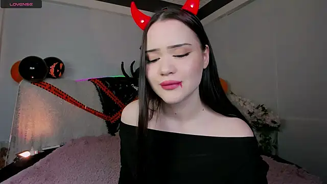  spicygirl online show from 10-31-25, 09:11