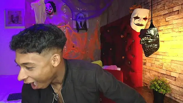 CoffeNaughty nom online show from 10-24-25, 04:00