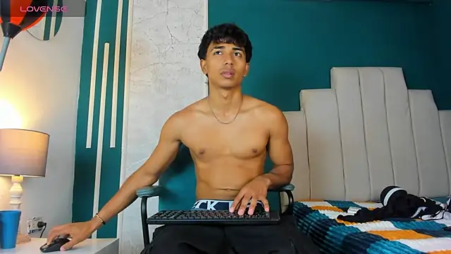 Jaycob Black1 online show from 10-04-25, 12:28