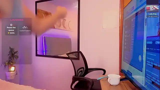 Marcello Nova online show from 11-20-25, 01:12