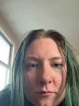 lizbabyy27 online show from 09-15-25, 10:32