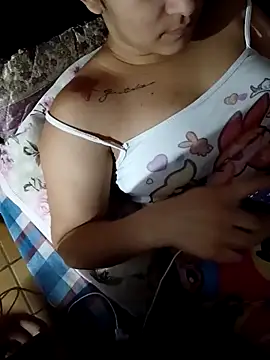 Cachorrinha2025 online show from 04-13-26, 10:03