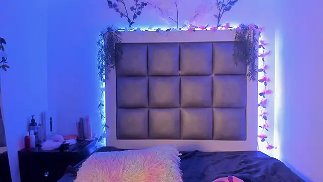 abbiecollins js online show from 03-27-26, 03:59