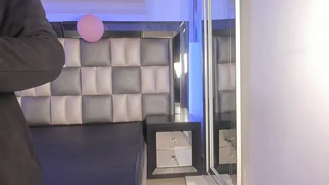 abbiecollins js online show from 11-26-25, 03:28