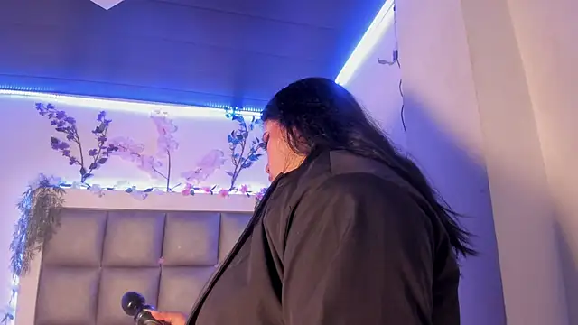 Snapshot of abbiecollins_js chatting on 02-26-26, 04:34 abbiecollins js online show from 02-26-26, 04:34