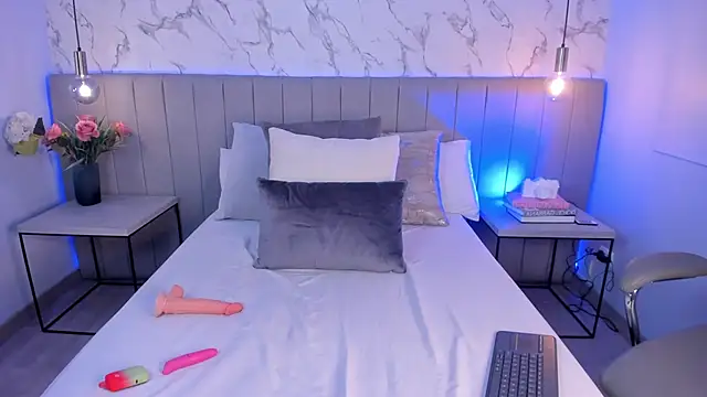 Amber Santana online show from 10-03-25, 10:00