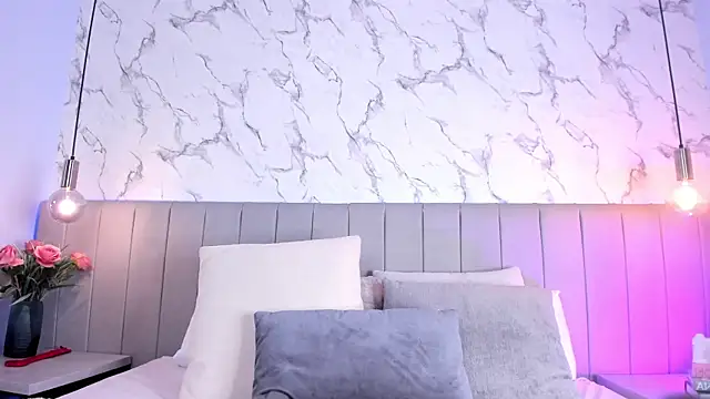 Amber Santana online show from 11-14-25, 10:13