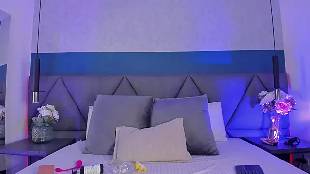 Amber Santana online show from 06-09-26, 12:44