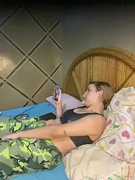 Snapshot of coupleyys chatting on 07-14-26, 08:04 coupleyys online show from 07-14-26, 08:04