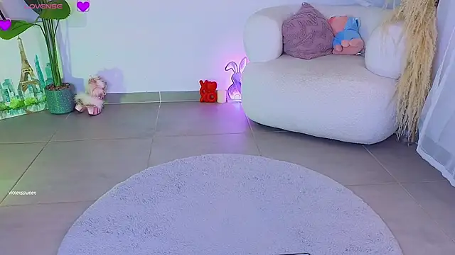 violetssweet online show from 10-13-25, 05:20