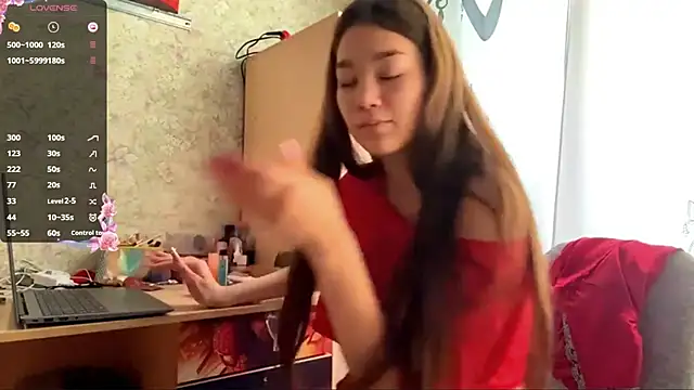 Cuteviola online show from 05-18-26, 12:55