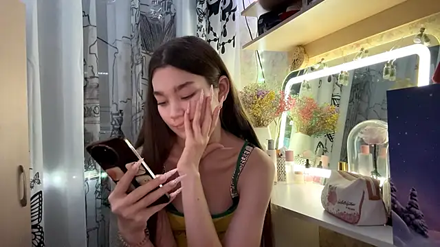 Snapshot of Cuteviola chatting on 12-01-25, 09:32 Cuteviola online show from 12-01-25, 09:32