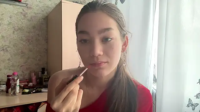 Snapshot of Cuteviola chatting on 02-23-26, 12:56 Cuteviola online show from 02-23-26, 12:56