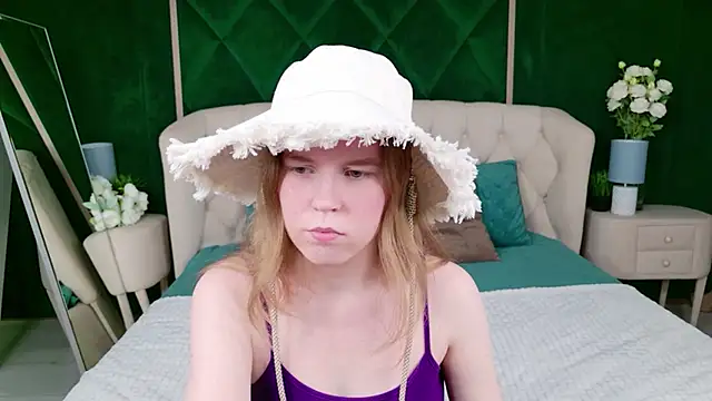 Alida Brice online show from 05-04-26, 05:38