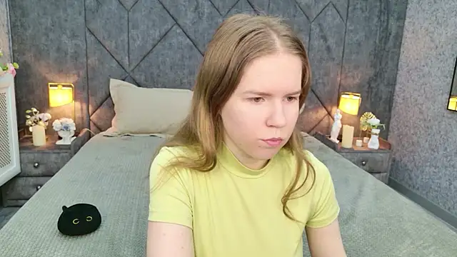 Alida Brice online show from 04-10-26, 03:30