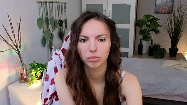 Snapshot of gracedonovan chatting on 10-04-25, 05:20 gracedonovan online show from 10-04-25, 05:20