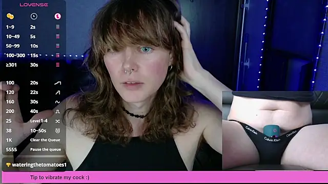 Snapshot of tsellieryder chatting on 10-17-25, 11:17 tsellieryder online show from 10-17-25, 11:17