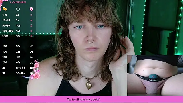 Snapshot of tsellieryder chatting on 09-19-25, 12:58 tsellieryder online show from 09-19-25, 12:58