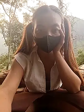 -Miu-98 online show from 10-18-25, 10:06