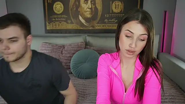 Snapshot of Vikki_George chatting on 09-14-25, 07:47 Vikki George online show from 09-14-25, 07:47